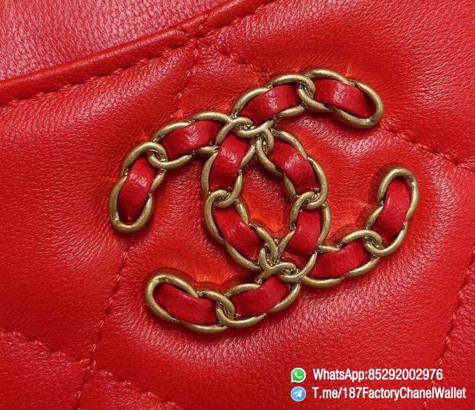 187 Factory Chanel Wallet 19 Zipped Card Holder Bright Red Gold Tone Ruthenium Finish Metal 09