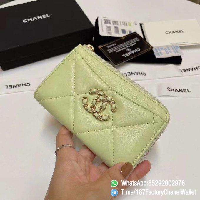 187 Factory Chanel Wallet 19 Zipped Card Holder Cute Green Gold Tone Ruthenium Finish Metal 02