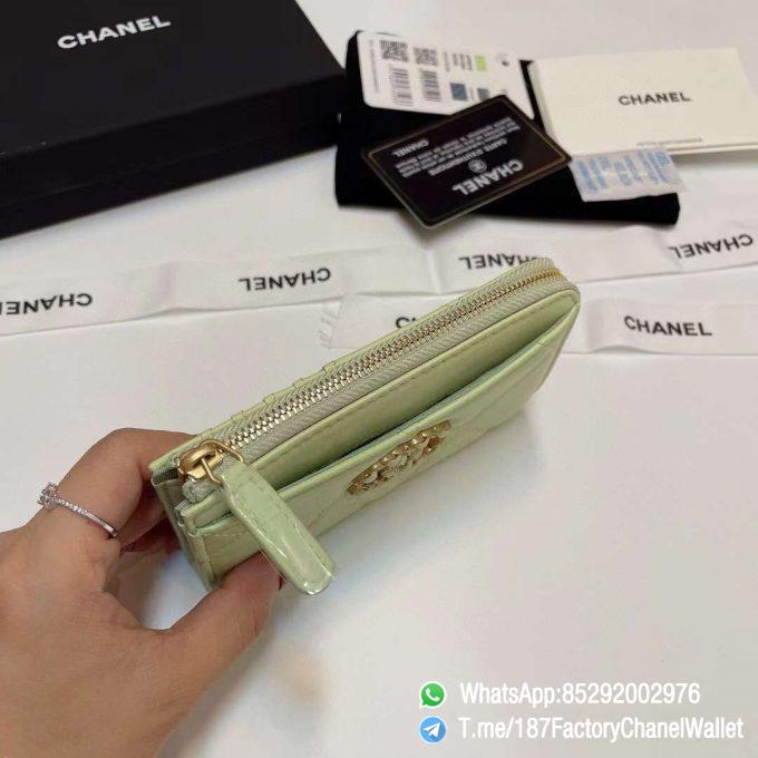 187 Factory Chanel Wallet 19 Zipped Card Holder Cute Green Gold Tone Ruthenium Finish Metal 05