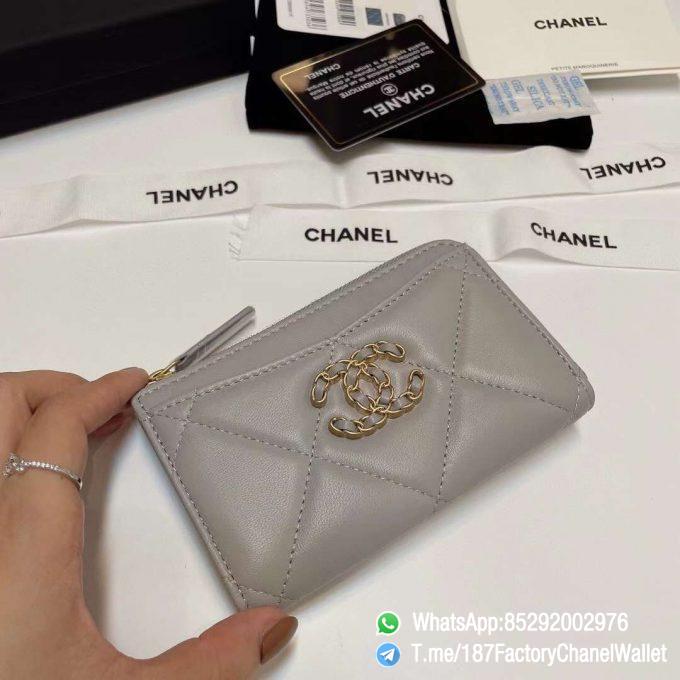 187 Factory Chanel Wallet 19 Zipped Card Holder Pearl Grey Gold Tone Ruthenium Finish Metal 03