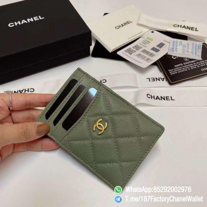 187 Factory Chanel Classic Card Holder Vert Benghal Green Grained Shiny Gold Tone Metal 03