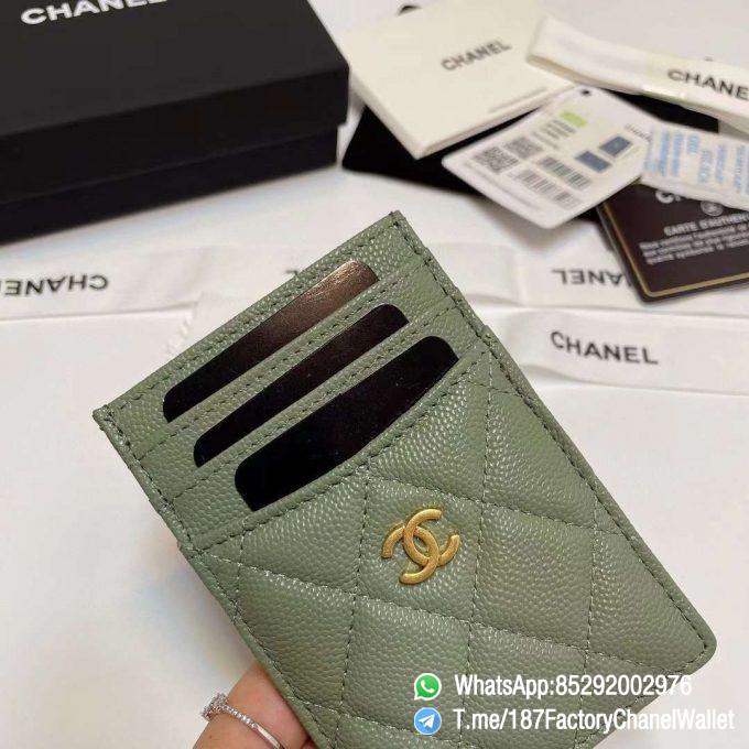 187 Factory Chanel Classic Card Holder Vert Benghal Green Grained Shiny Gold Tone Metal 04