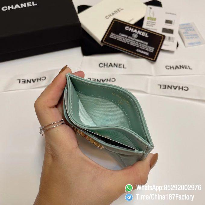 187 Factory Bags Chanel 19 Card Holder Aqua Green Shiny Lambskin Gold Tone Metal 06