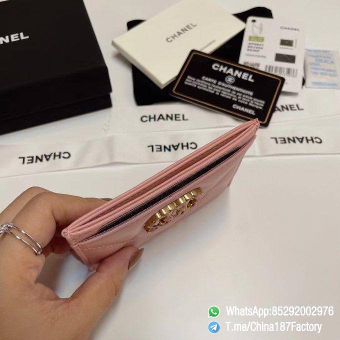 187 Factory Bags Chanel 19 Card Holder Pink Shiny Lambskin Gold Tone Metal 05