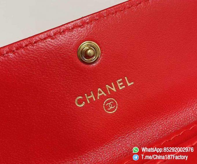 187 Factory Bags Chanel 19 Flap Card Holder Bright Red Shiny Lambskin Gold Tone Metal 09