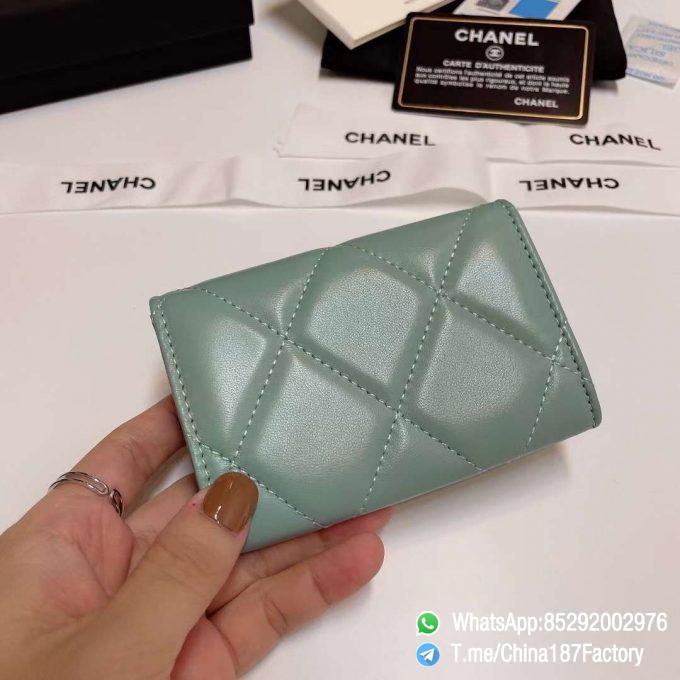 187 Factory Bags Chanel 19 Flap Card Holder Cavalier Seul Blue Shiny Lambskin Gold Tone Metal 03