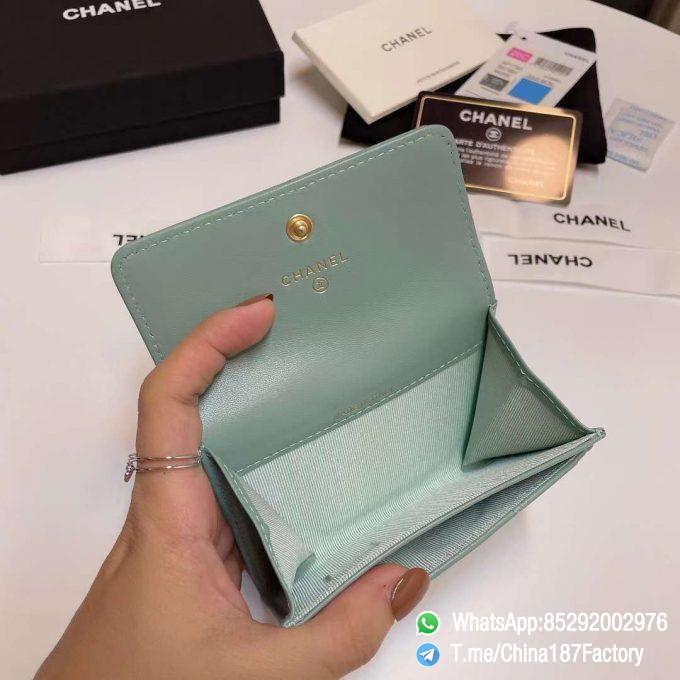 187 Factory Bags Chanel 19 Flap Card Holder Cavalier Seul Blue Shiny Lambskin Gold Tone Metal 07