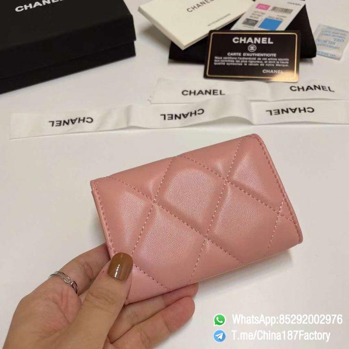 187 Factory Bags Chanel 19 Flap Card Holder Pink Shiny Lambskin Gold Tone Metal 03