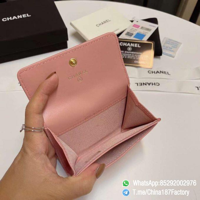 187 Factory Bags Chanel 19 Flap Card Holder Pink Shiny Lambskin Gold Tone Metal 07