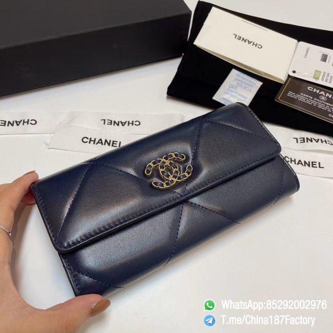 187 Factory Bags Chanel 19 Long Wallet Abysse Blue Shiny Lambskin Gold Tone Metal 04