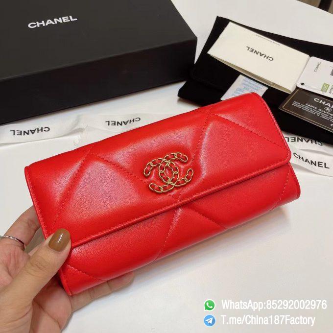 187 Factory Bags Chanel 19 Long Wallet Bright Red Shiny Lambskin Gold Tone Metal 01