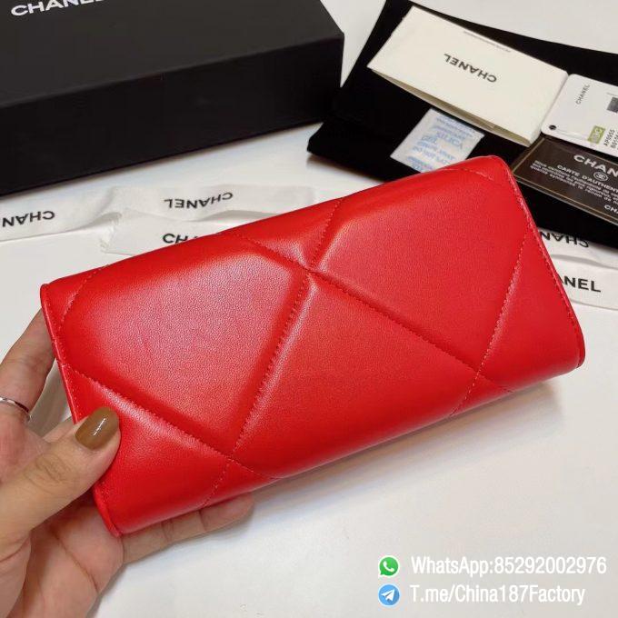 187 Factory Bags Chanel 19 Long Wallet Bright Red Shiny Lambskin Gold Tone Metal 03