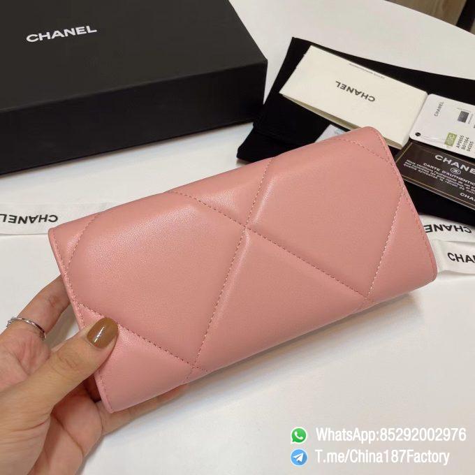 187 Factory Bags Chanel 19 Long Wallet Pink Shiny Lambskin Gold Tone Metal 03