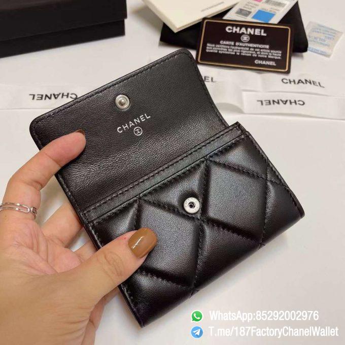 187 Factory Chanel 19 Flap Card Holder Black Shiny Lambskin Silver Tone Ruthenium Finish Metal 05