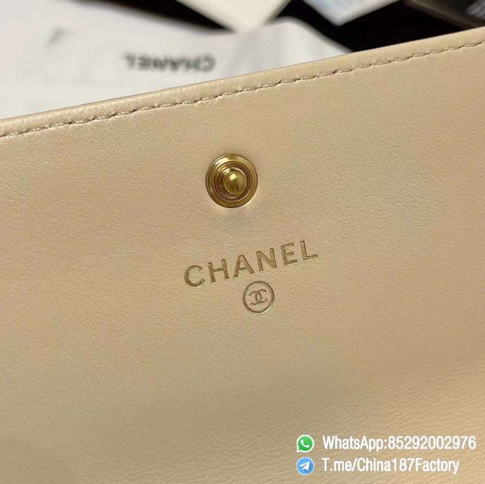 187 Factory Bags Chanel 19 Middle Cambon Wallet Beige Shiny Lambskin Gold Tone Metal 08