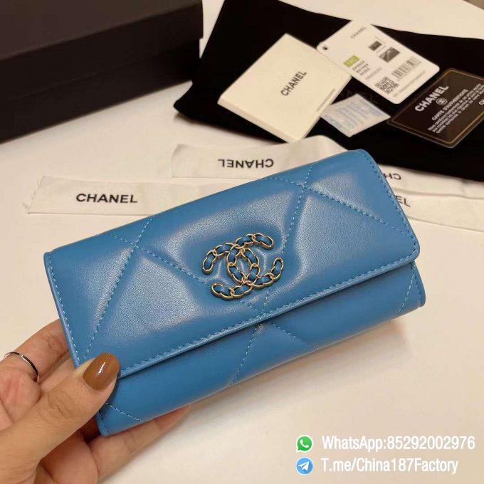 187 Factory Bags Chanel 19 Middle Cambon Wallet Blue Shiny Lambskin Gold Tone Metal 01