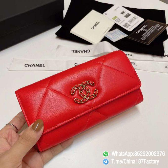 187 Factory Bags Chanel 19 Middle Cambon Wallet Bright Red Shiny Lambskin Gold Tone Metal 01