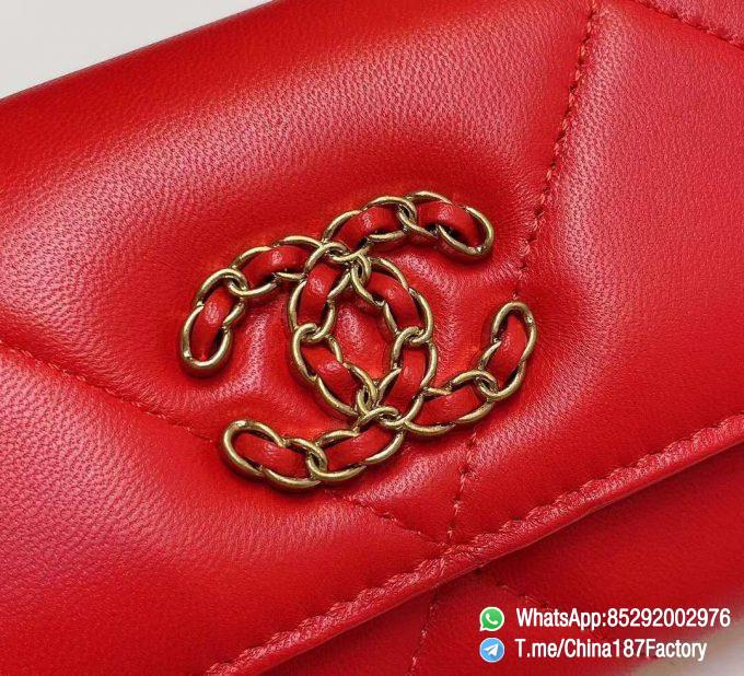 187 Factory Bags Chanel 19 Middle Cambon Wallet Bright Red Shiny Lambskin Gold Tone Metal 09