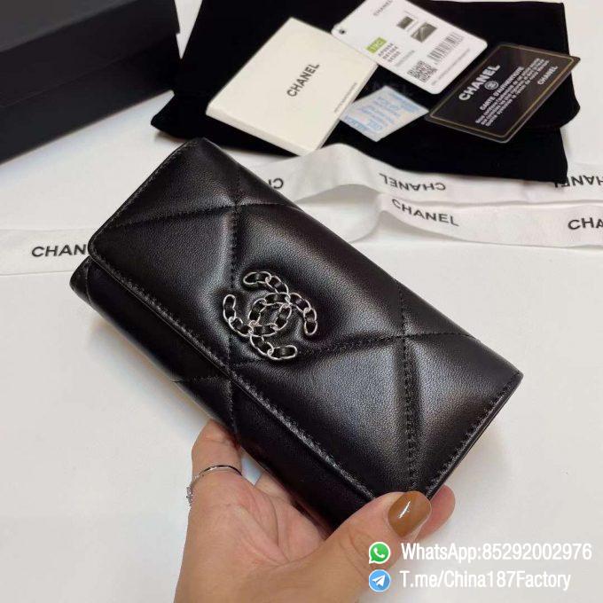 187 Factory Bags Chanel 19 Middle Wallet Black Shiny Lambskin Silver Tone Metal 02