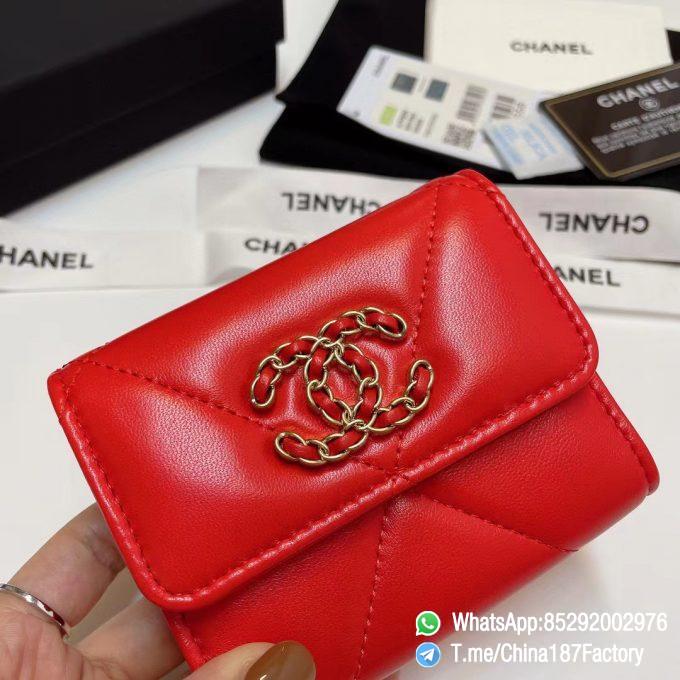 187 Factory Bags Chanel 19 Mini Three Fold Wallet Bright Red Shiny Lambskin Gold Tone Metal 05