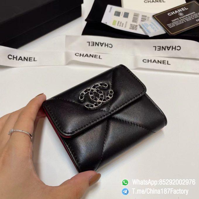 187 Factory Bags Chanel 19 Mini Wallet Black Shiny Lambskin Silver Tone Metal 04