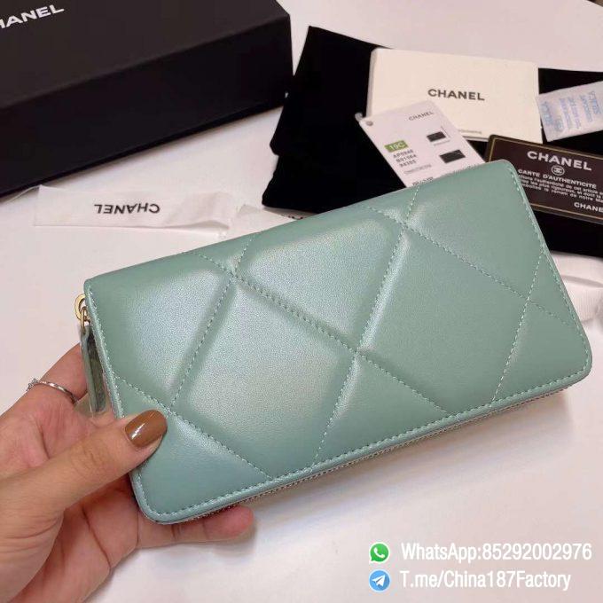 187 Factory Bags Chanel 19 Zipped Long Wallet Aqua Green Shiny Lambskin Gold Tone Metal 03