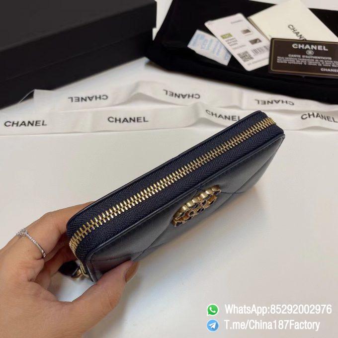 187 Factory Middle Chanel 19 Zipped Wallet Abysse Blue Shiny Lambskin Gold Tone Metal 05