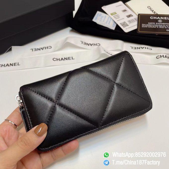 187 Factory Middle Chanel 19 Zipped Wallet Black Shiny Lambskin Silver Tone Metal 03