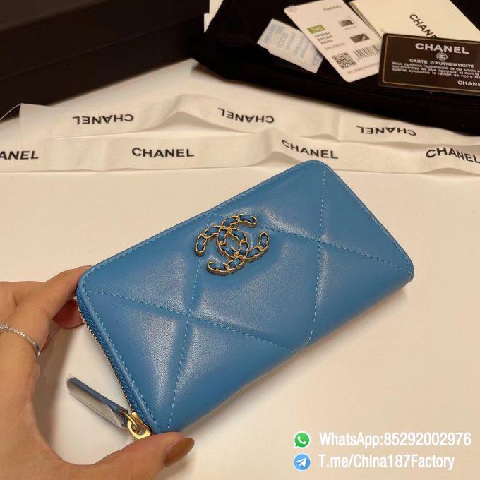 187 Factory Middle Chanel 19 Zipped Wallet Blue Shiny Lambskin Gold Tone Metal 05