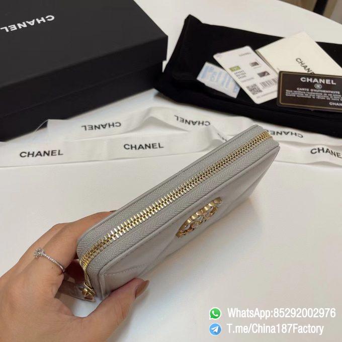 187 Factory Middle Chanel 19 Zipped Wallet Pearl Gray Shiny Lambskin Gold Tone Metal 04